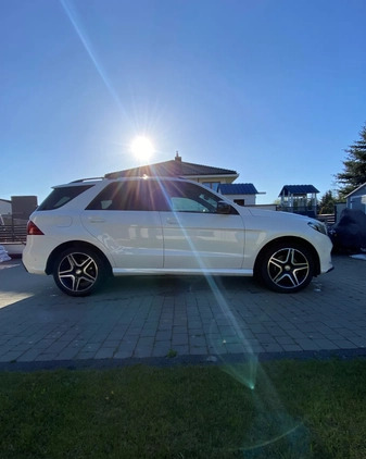 Mercedes-Benz GLE cena 195300 przebieg: 124800, rok produkcji 2016 z Warszawa małe 407